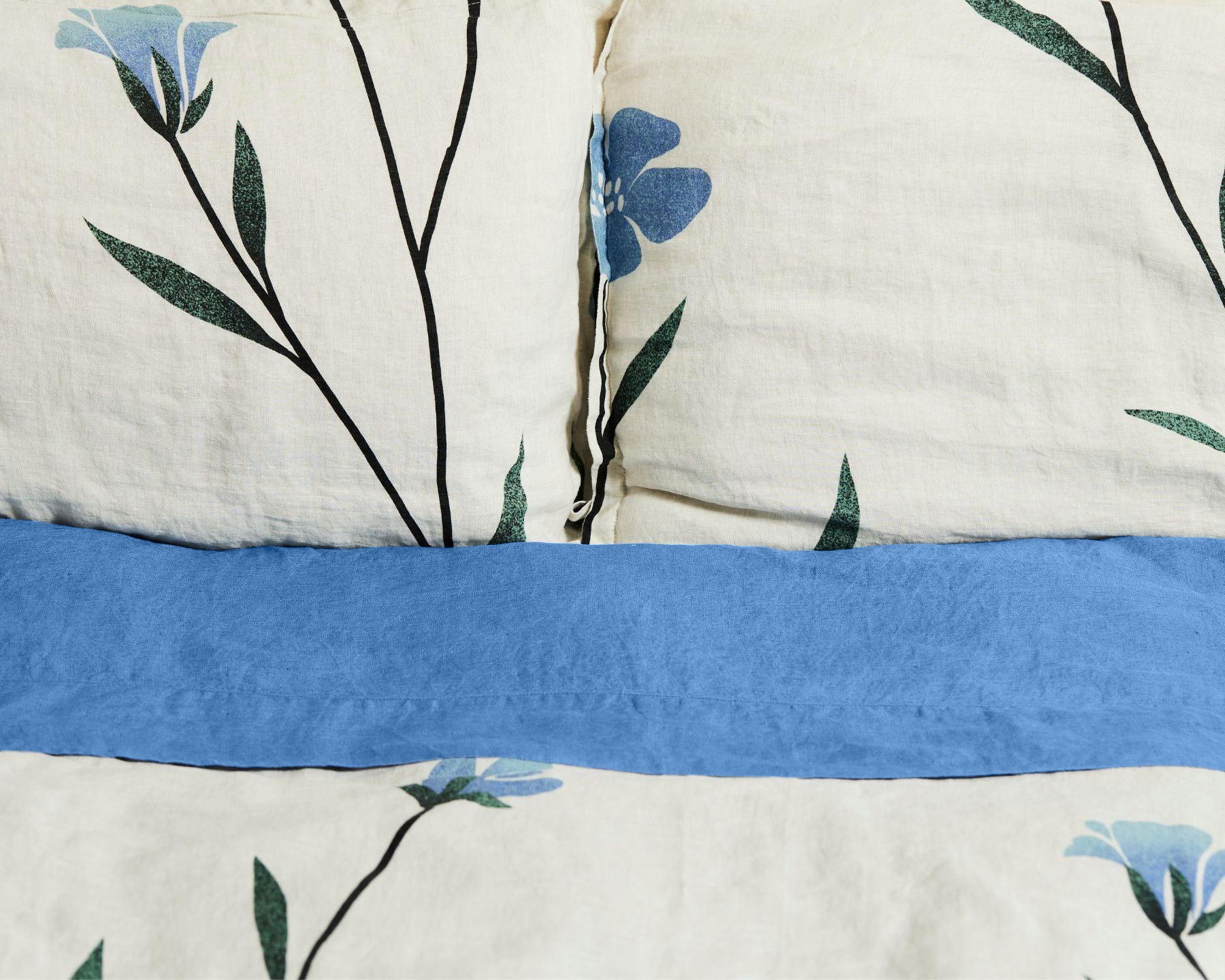 Organic linen top sheet from premium European flax. Light blue color.