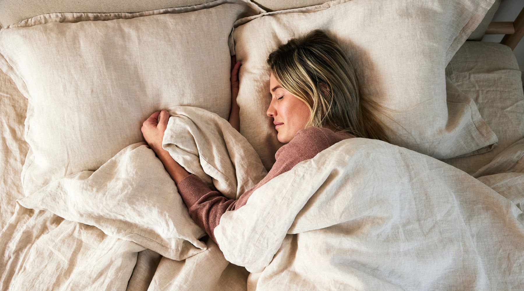 Eco Essentials: Comparing Linen With Tencel, Bamboo, and Hemp Bedding